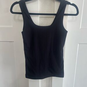 NWOT Tahari Women’s XS Black Ribbed Tank Top